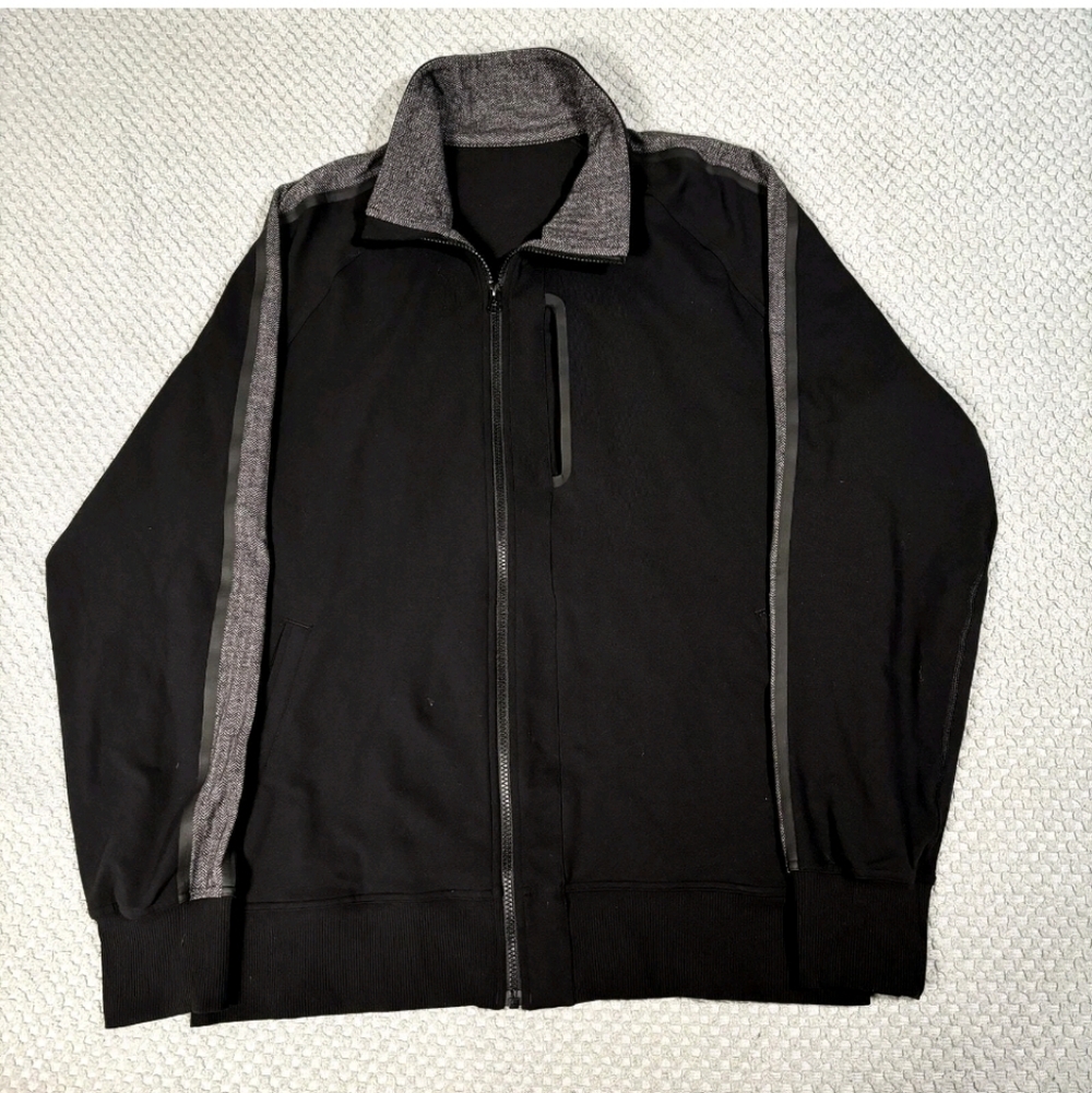 Lululemon Men’s Large Black Full Zip Track Jacket Gray Trim Athletic Running